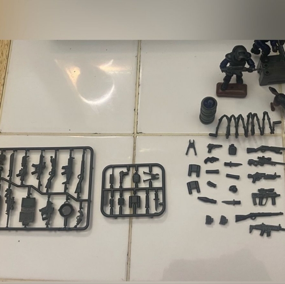 Call of duty Megablocks - Picture 3 of 16